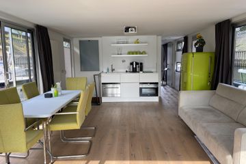 Duisburg Kreatives Meeting Boat YOLOMAR image 9