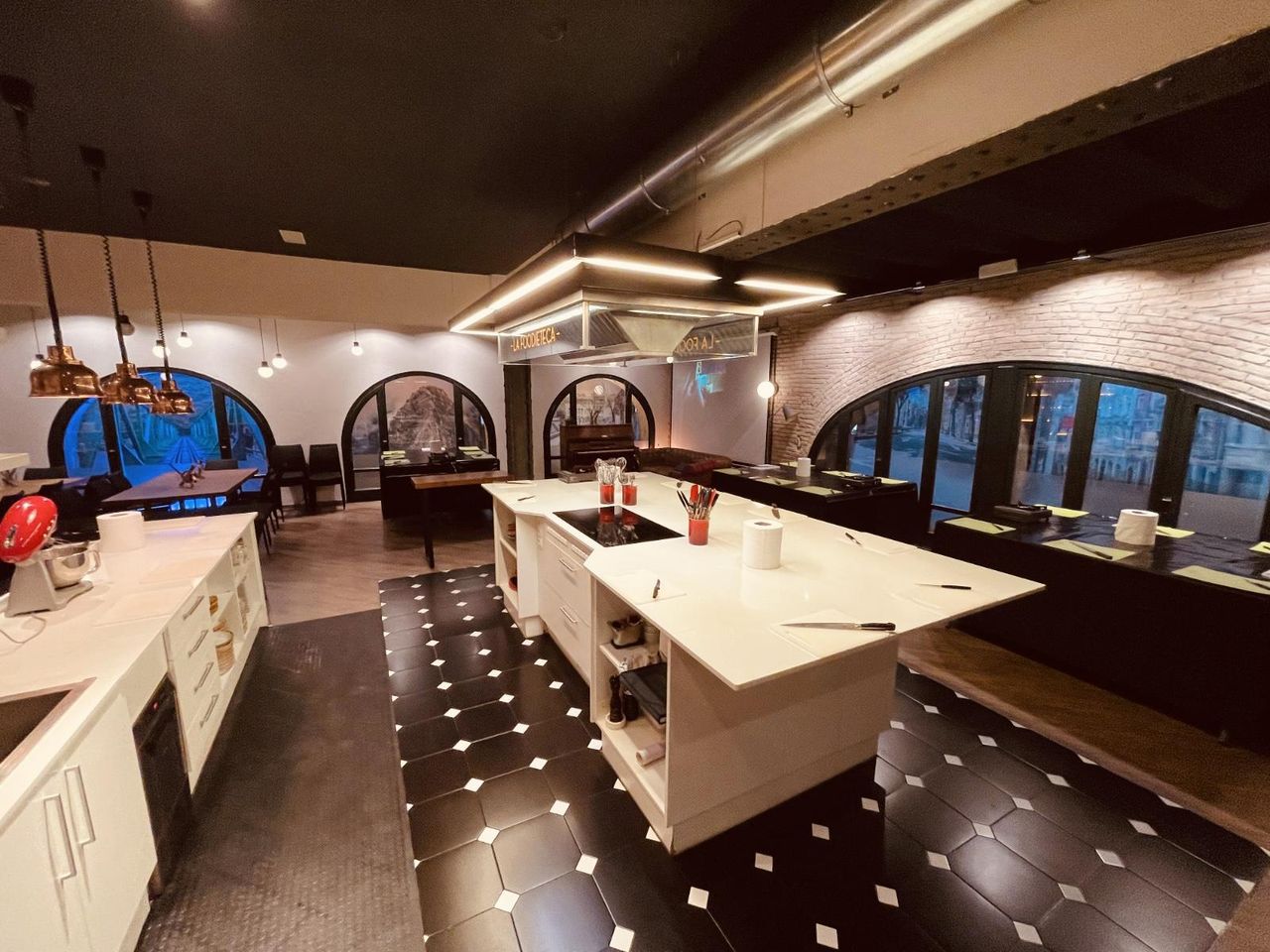 Barcelona Creative Meeting Kitchen studio Loft image 6