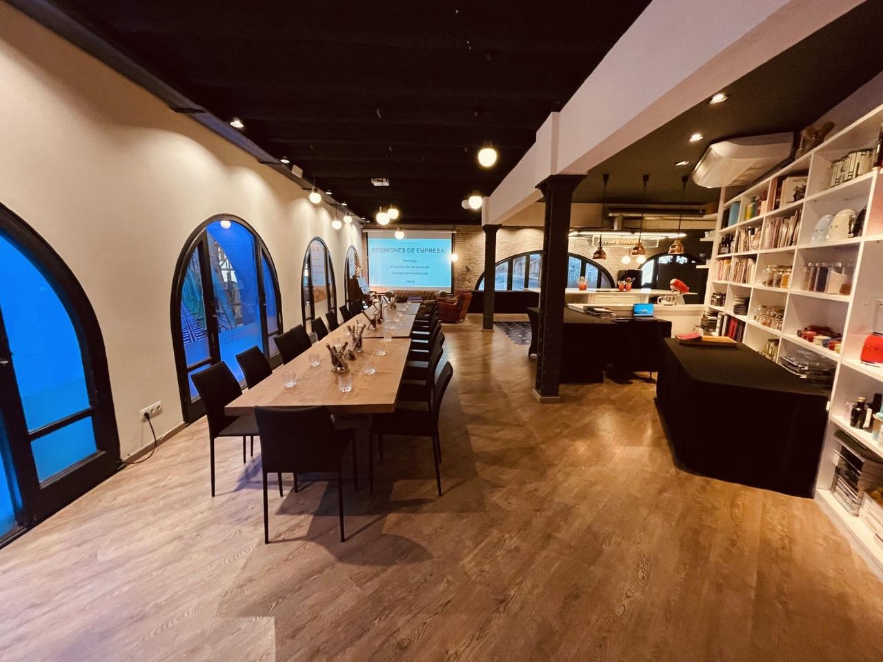 Barcelona Creative Meeting Kitchen studio Loft image 10