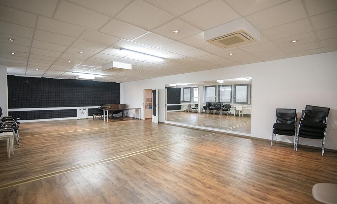 Frankfurt  Workshop space Konzertraum mit Flügel image 1