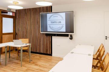 Rueil-Malmaison Training rooms LA SALLE MANHATTAN image 4