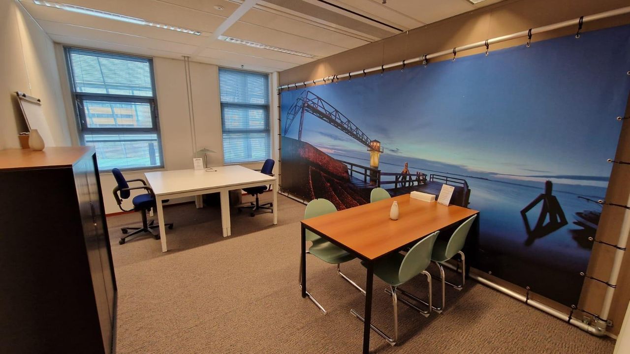Leeuwarden Gesprek Day office 1.19 kantoor Focus image 0