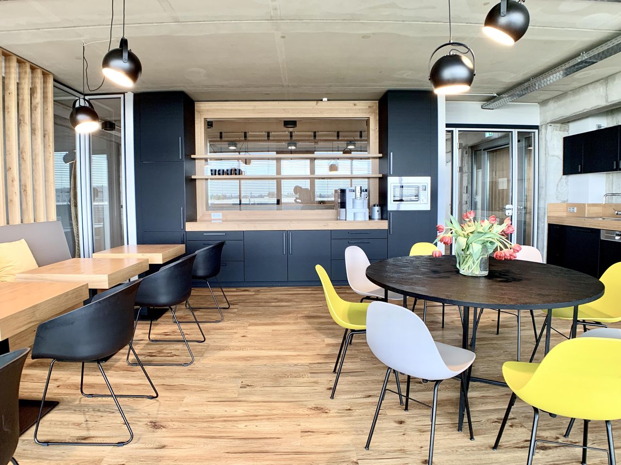 Schönefeld Mobiles Arbeiten Coworking spaces AirSpace Co-Working Office monatliche Anmietung image 4