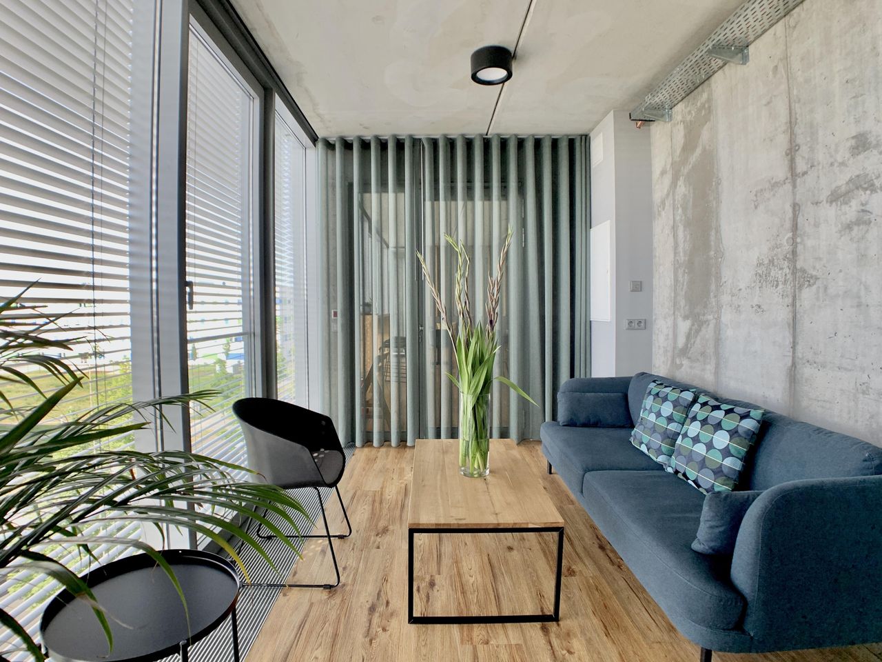 Schönefeld Mobiles Arbeiten Coworking spaces AirSpace Co-Working Office monatliche Anmietung image 6