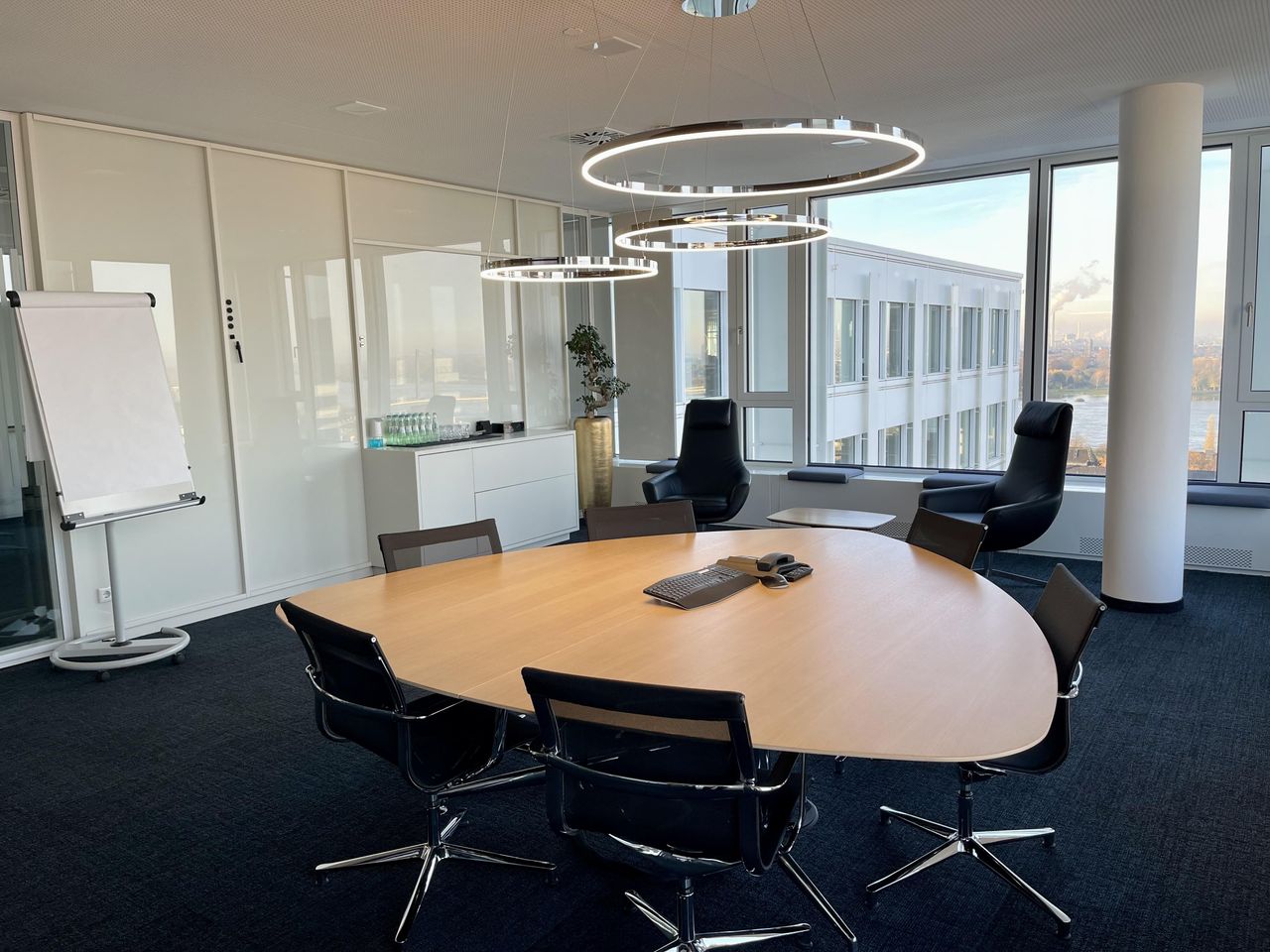 Düsseldorf Kreatives Meeting Meetingräume Raum Rhein image 2