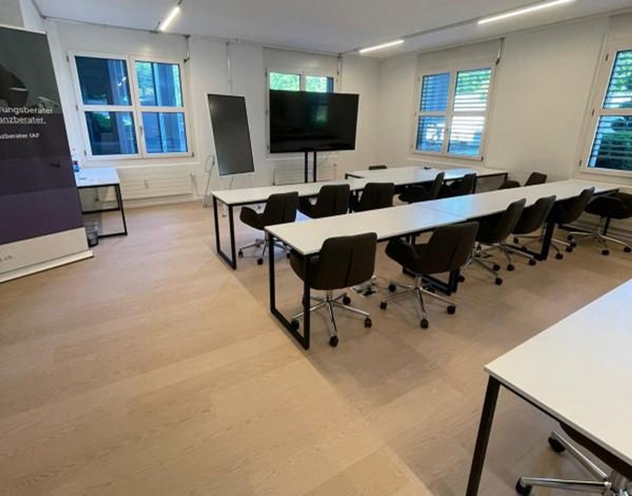 Dietikon Coworking Seminarräume Meeting- / Seminarraum in Dietikon 24 Personen (83 m2) image 0