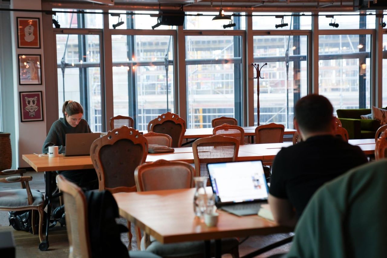 Frankfurt  Coworking space Hot Desk image 2