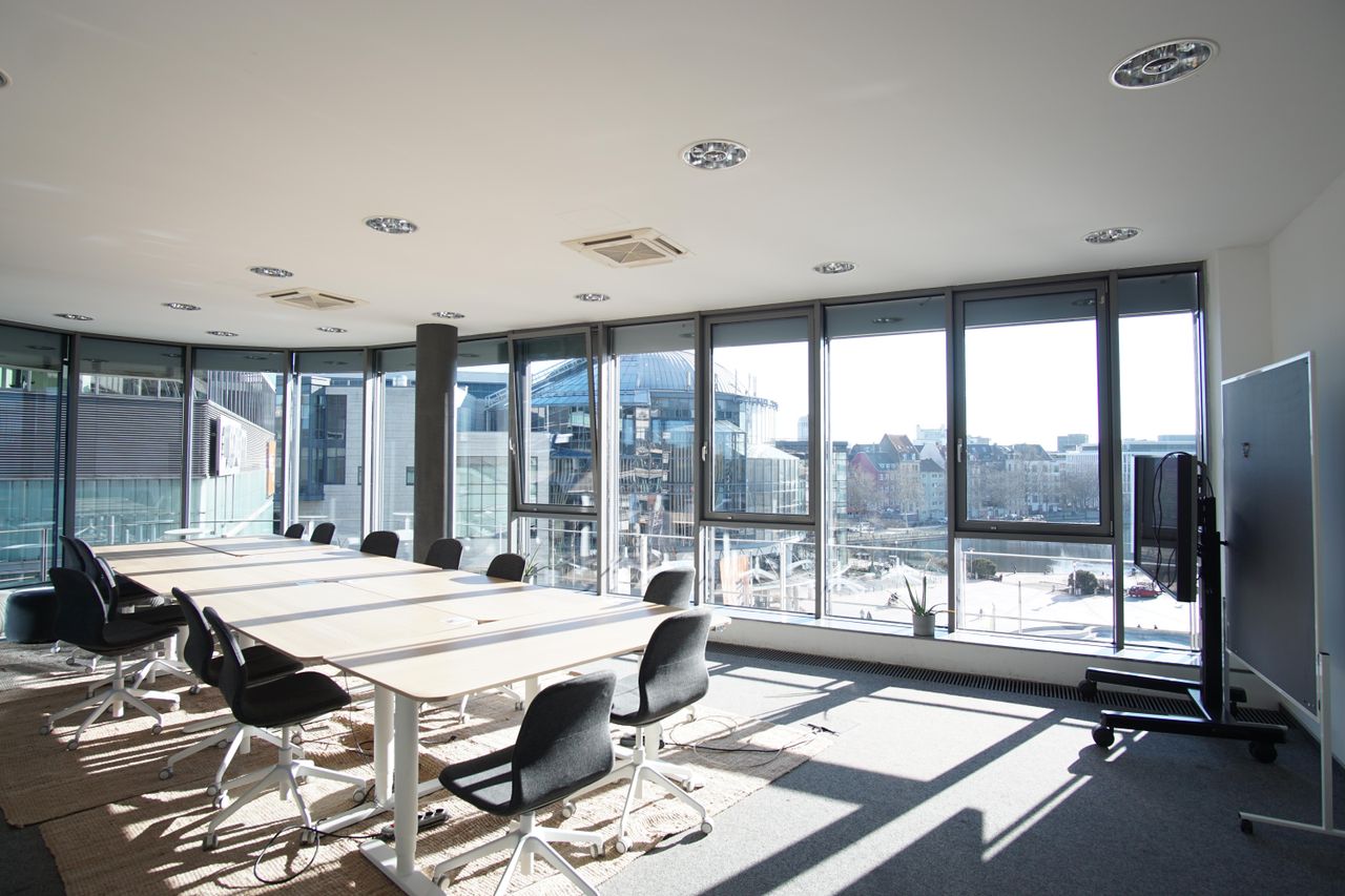 Cologne Kreatives Meeting Meeting rooms STARTPLATZ - Raum: Berlin image 1