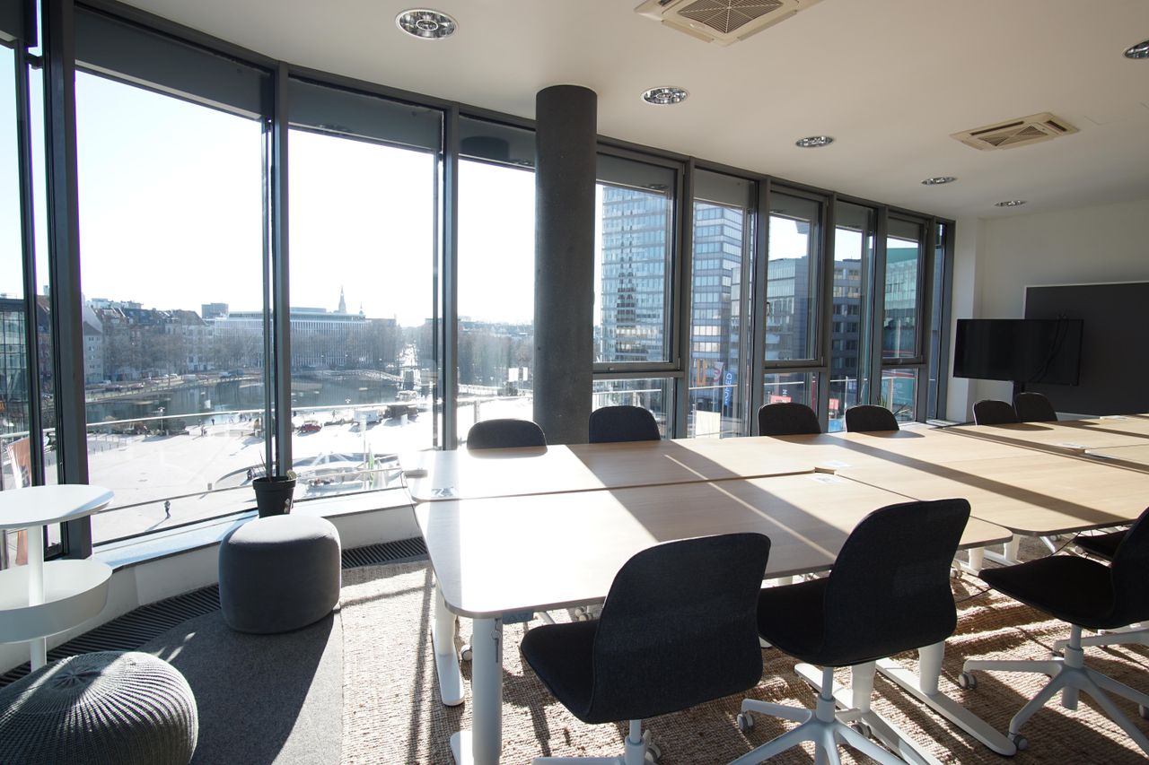 Cologne Kreatives Meeting Meeting rooms STARTPLATZ - Raum: Berlin image 2