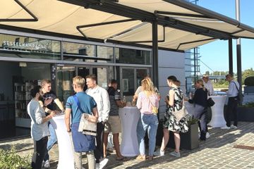 Keulen Christmas Party Evenementenlocaties YACHTHAFEN TERRASSE | Exklusiver Außenbereich im Rheinauhafen Köln image 7