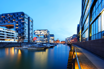 Keulen Vorführung Terras Yacht Hafenterrasse | Exklusiver Außenbereich im Rheinauhafen Köln image 7
