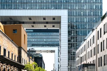 Keulen Vorführung Terras Yacht Hafenterrasse | Exklusiver Außenbereich im Rheinauhafen Köln image 8