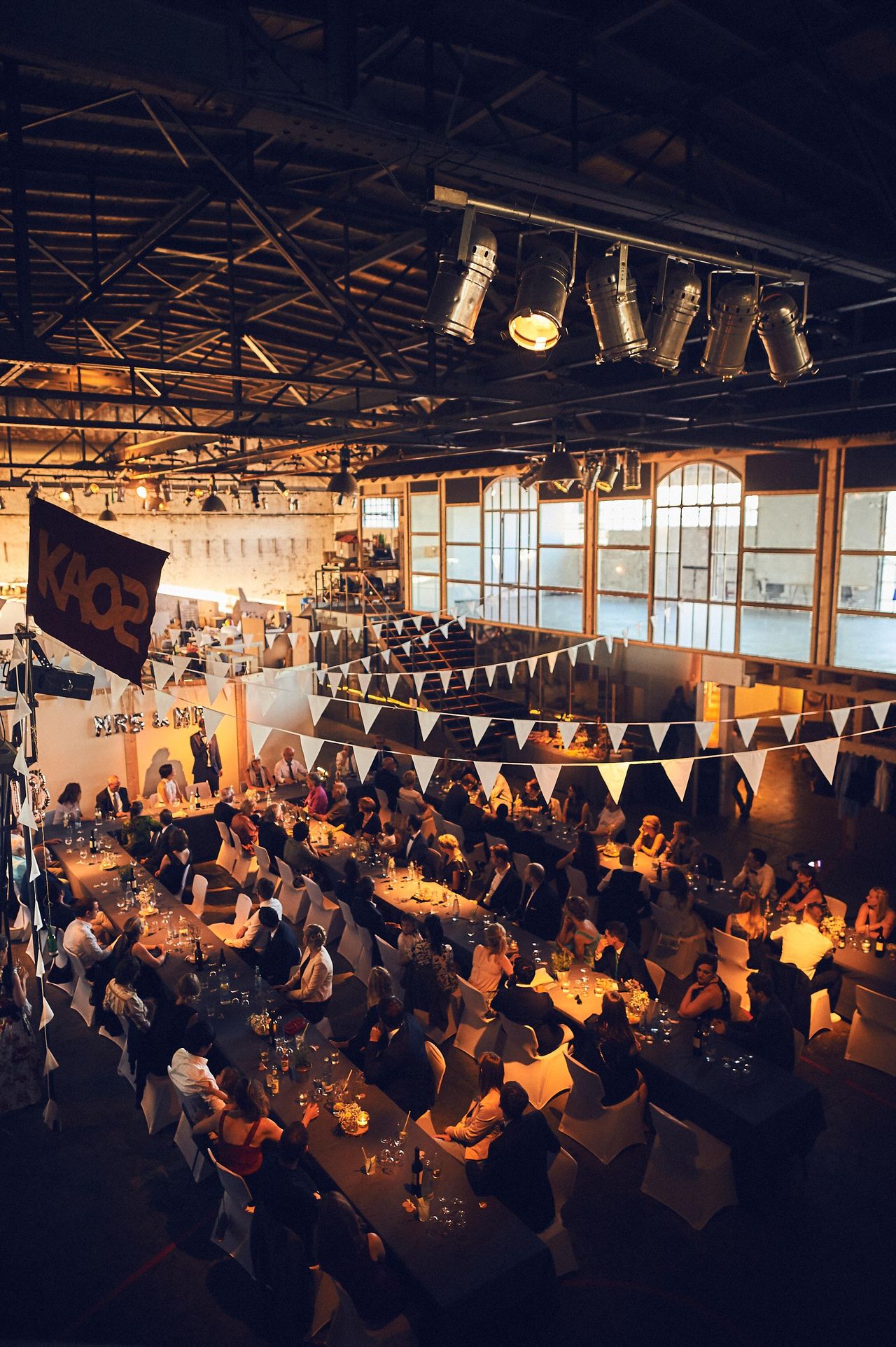 Berlin  Außergewöhnliche Locations Industrial, Spacious Warehouse Hall image 8