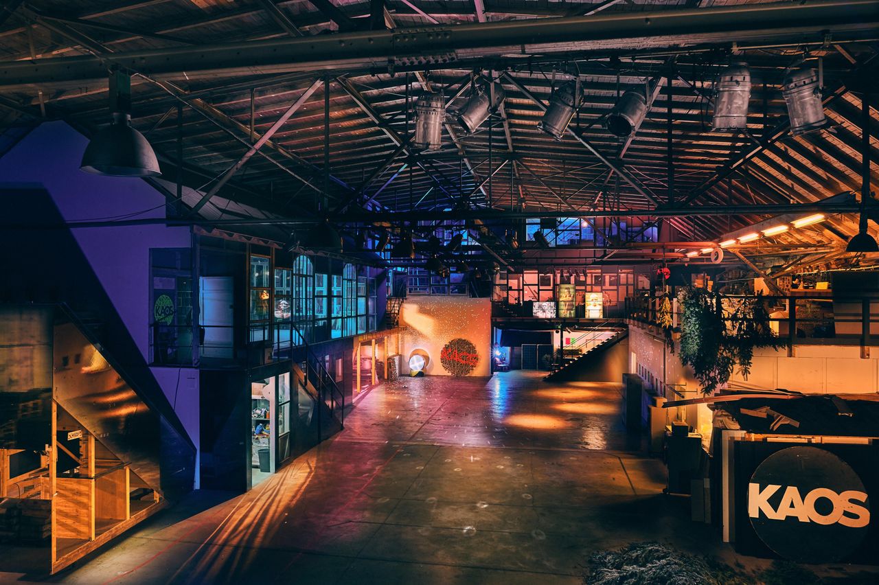 Berlin  Studio Industrial, Spacious Warehouse Hall image 1