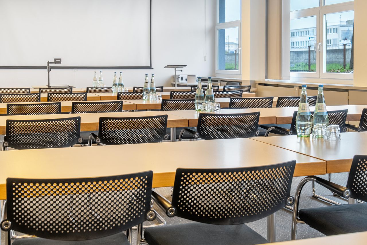 Mannheim Kreatives Meeting Conference room Saturn image 0