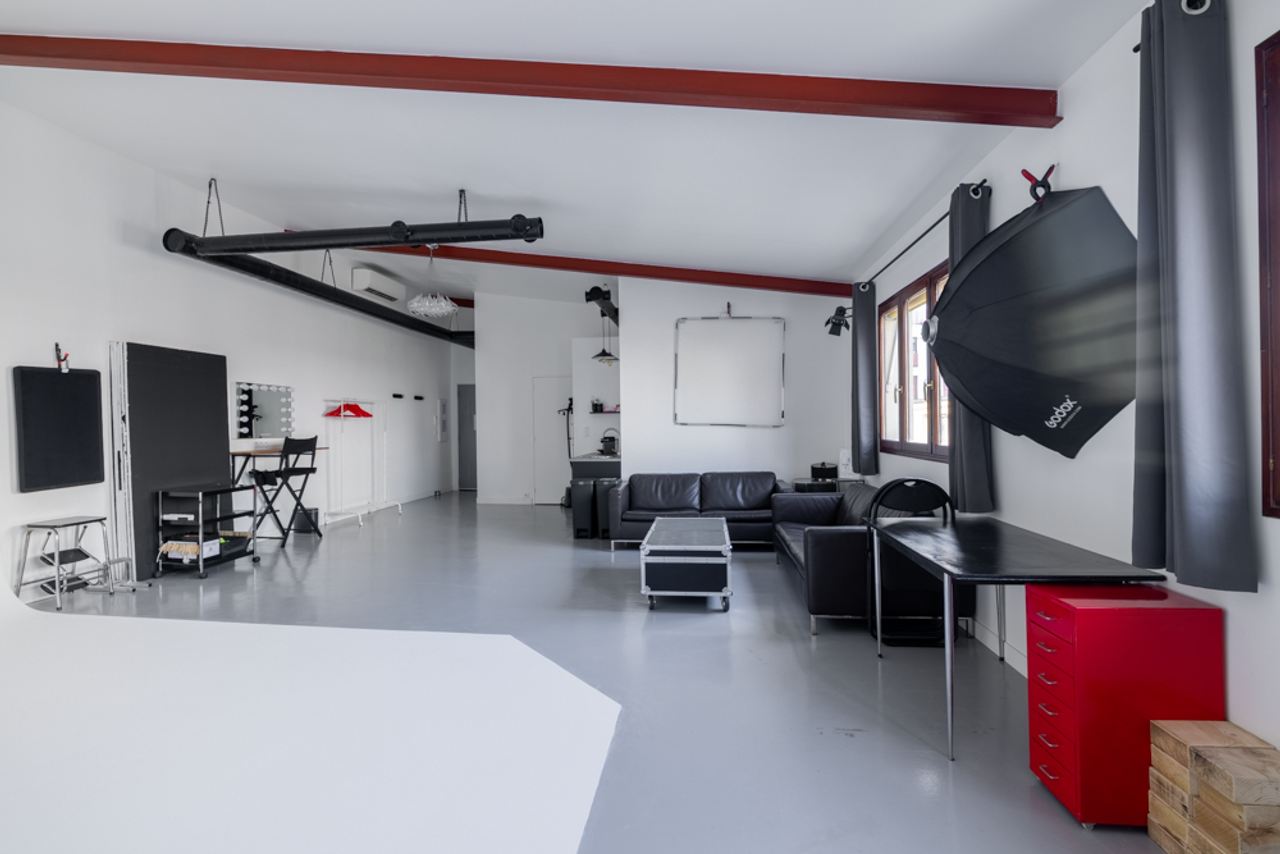 Saint-Denis  Fotostudio Studio Rosso image 8
