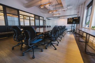 New York Coworking Meeting room Meeting Room Fifth Ave image 6