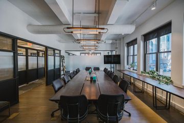 New York Coworking Meeting room Meeting Room Fifth Ave image 16