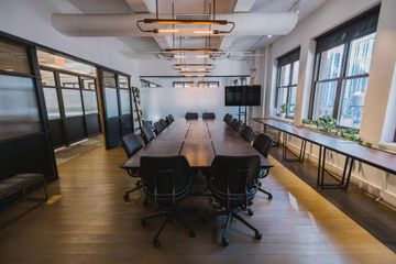 New York Coworking Meeting room Meeting Room Fifth Ave image 8