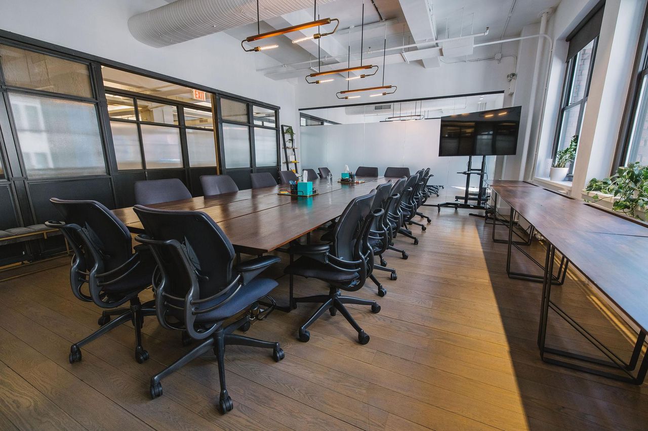 New York Coworking Meeting room Meeting Room Fifth Ave image 13
