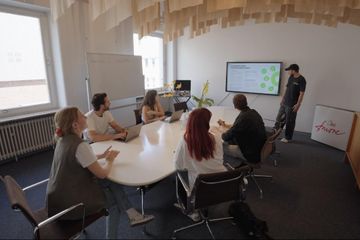 Stuttgart Mobiles Arbeiten Meetingraum Superoffices image 18