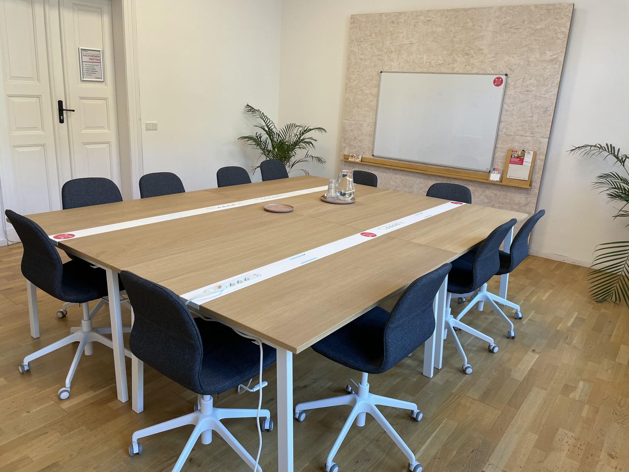 Dresden  Workshop space Meetingraum Mazarin - Quartier22 Coworking Dresden image 0