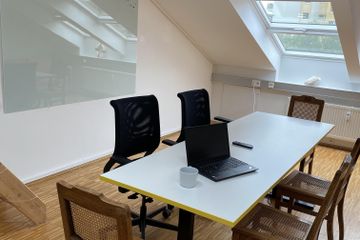 Frankfurt am Main Coworking spaces Seminar Space Bornheim image 3