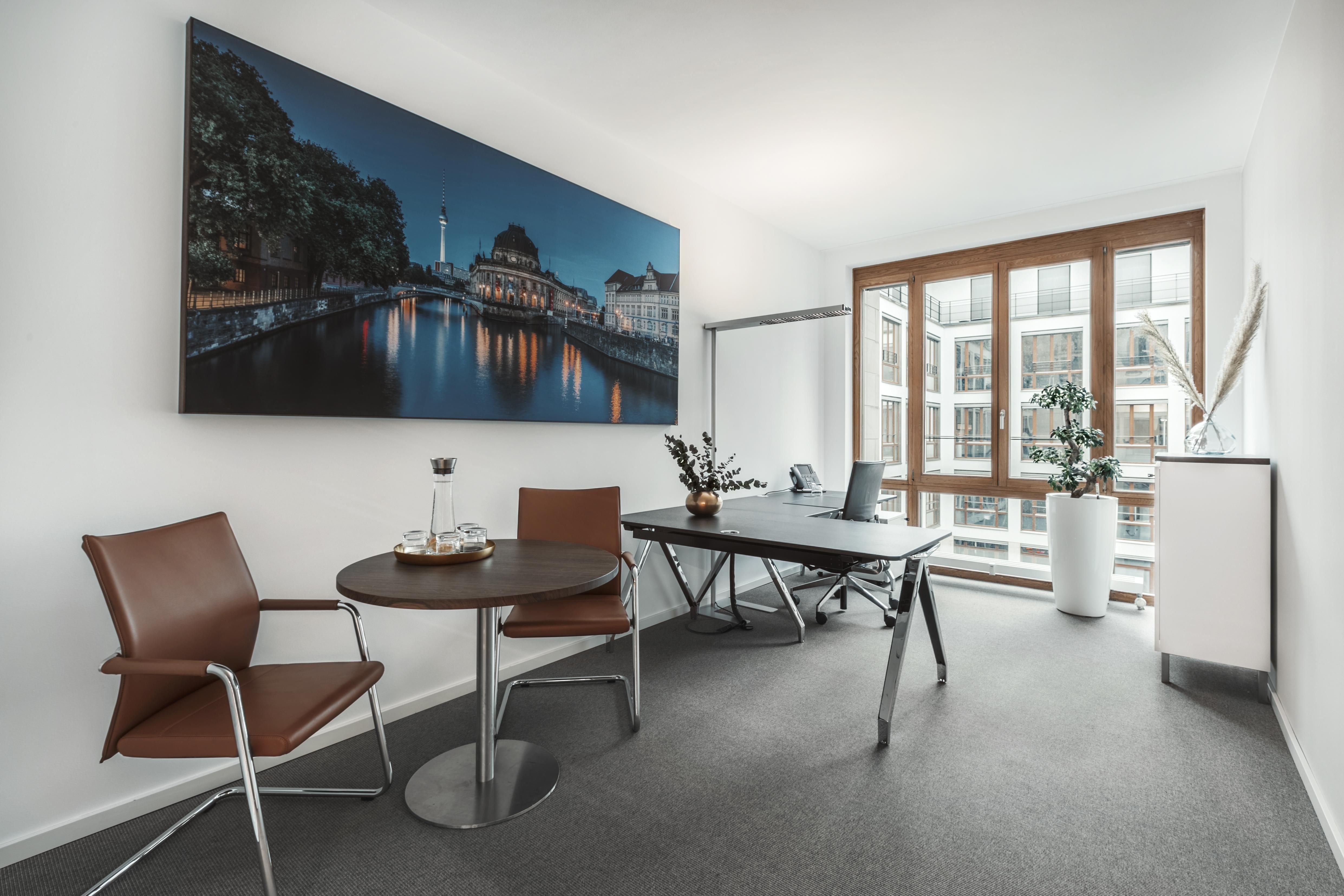 CONTORA - Brandenburger Tor Tagesbüro 2 mieten in Berlin