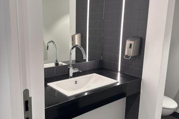 Krefeld Business center E1 DesignBüro mit Empore für bis zu 5 Personen image 4