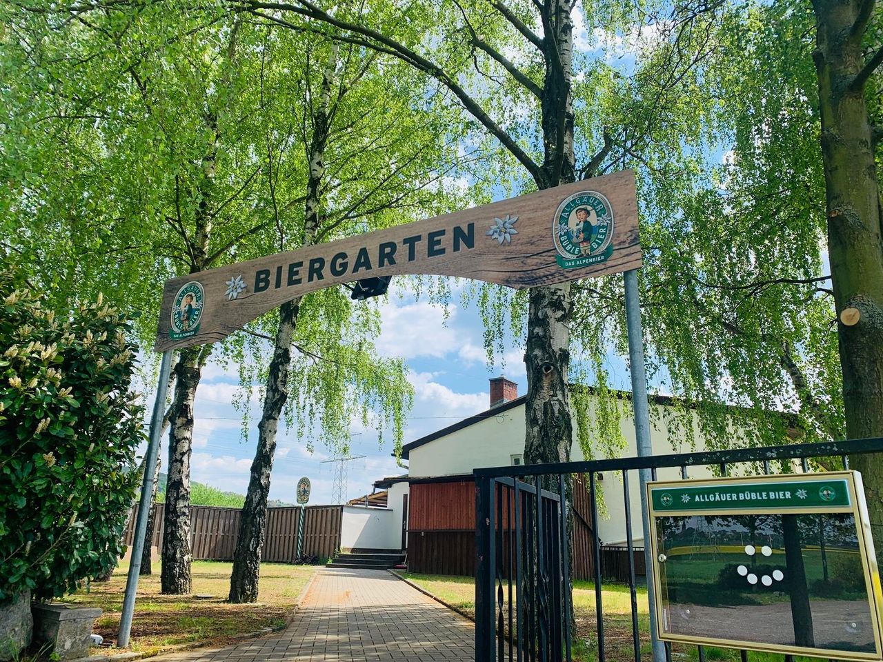 Hanau  Unusual venue Biergarten image 3