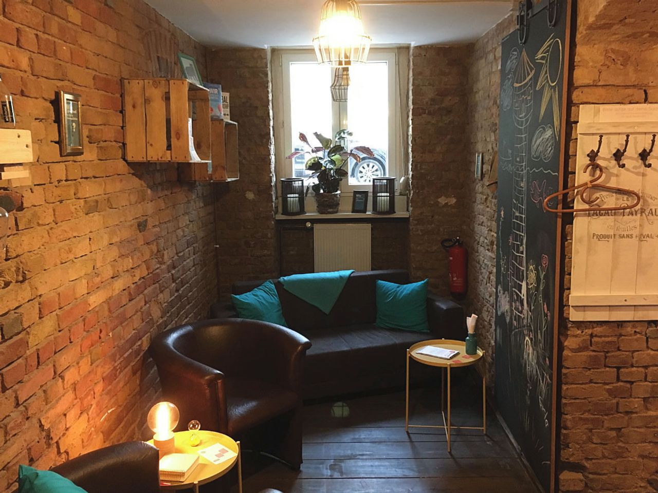 Berlin workshop spaces Unusual venue Café der Fragen image 6