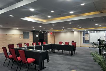 New York Client Meeting Boardrooms Fashion Garment District image 4