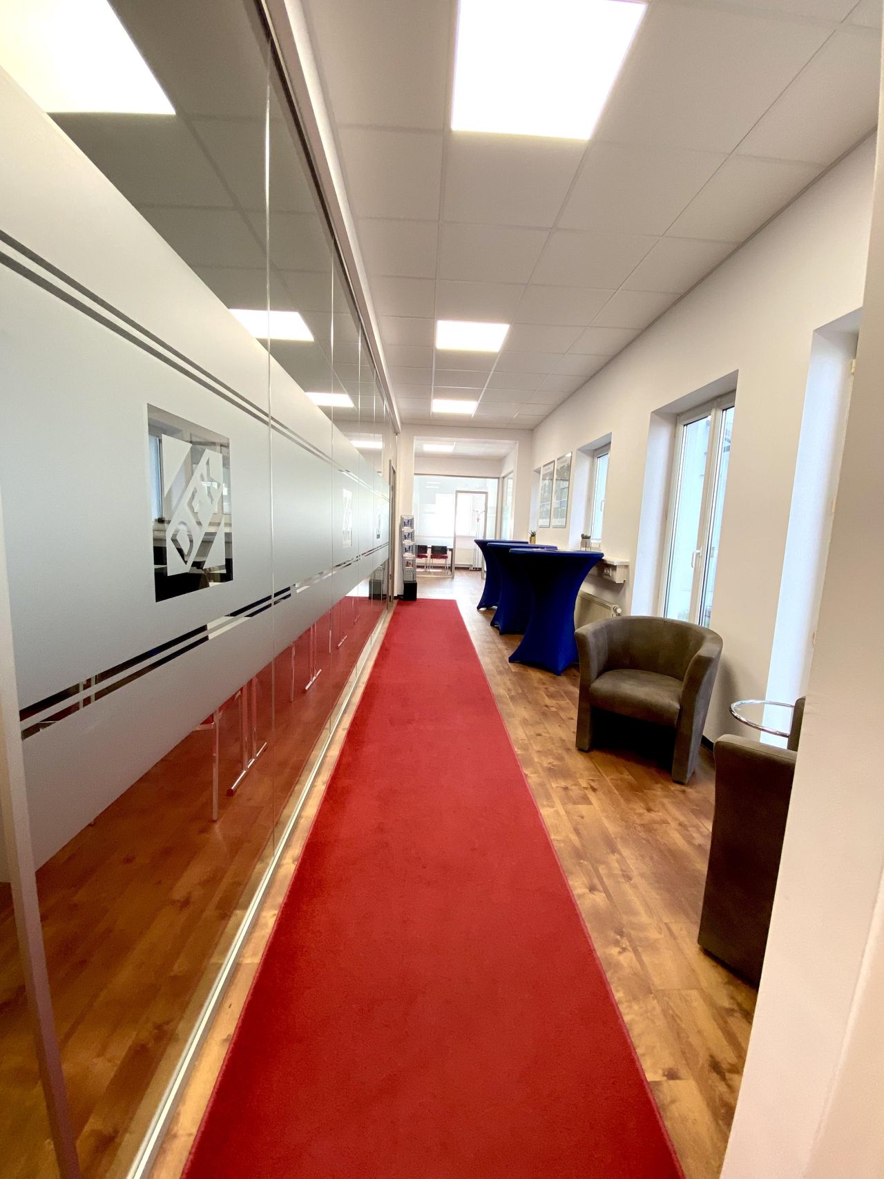 Rest of the World Konferenz Boardroom Seminarraum im Zentrum Ingolstadt image 4