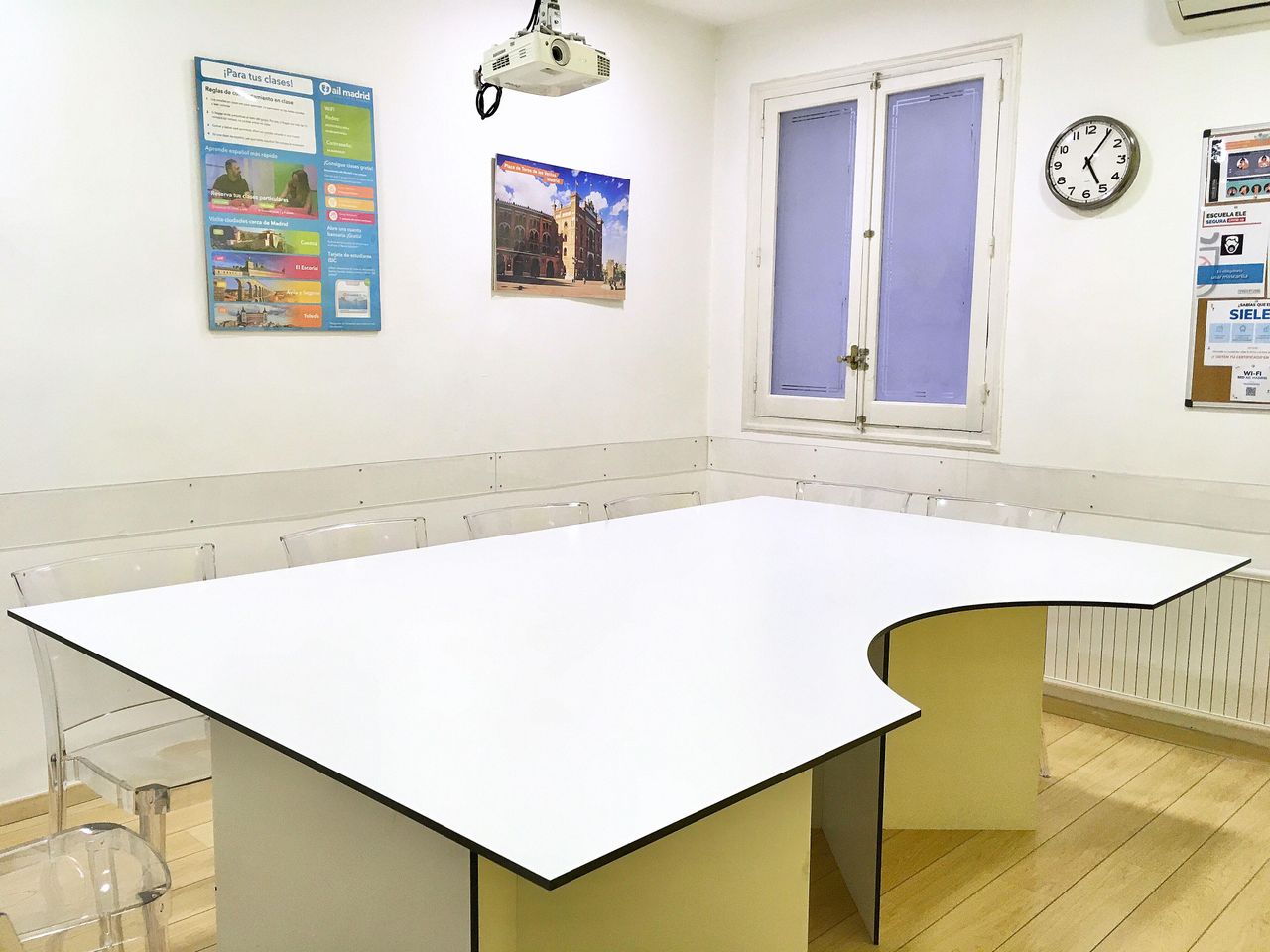 Madrid  Meeting room Segovia image 1