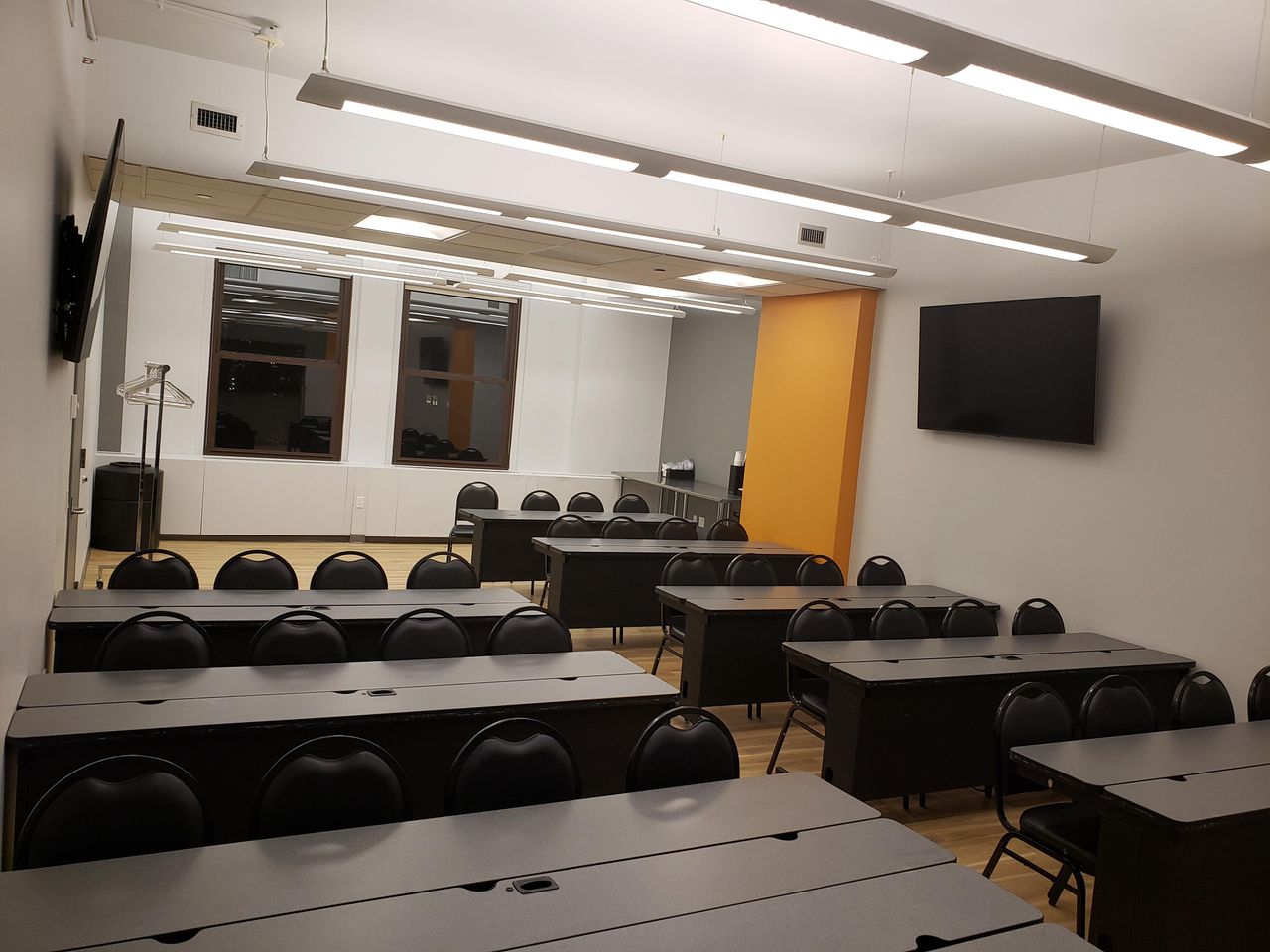 NYC training rooms Meeting room Seminar Room C image 5