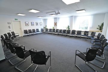 Düsseldorf Meetingräume Tagungsraum Heinrich image 12