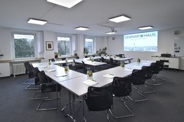 Düsseldorf Meetingräume Boardroom Heinrich image 34