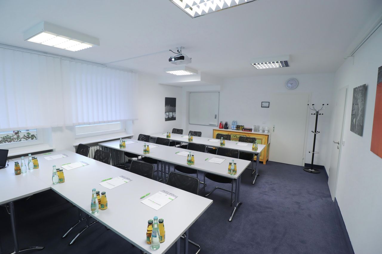 Düsseldorf Meetingräume Meetingraum Clara image 5