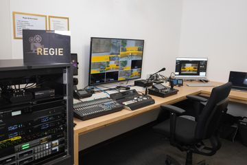 Rest der Welt Fernsehstudio image 1