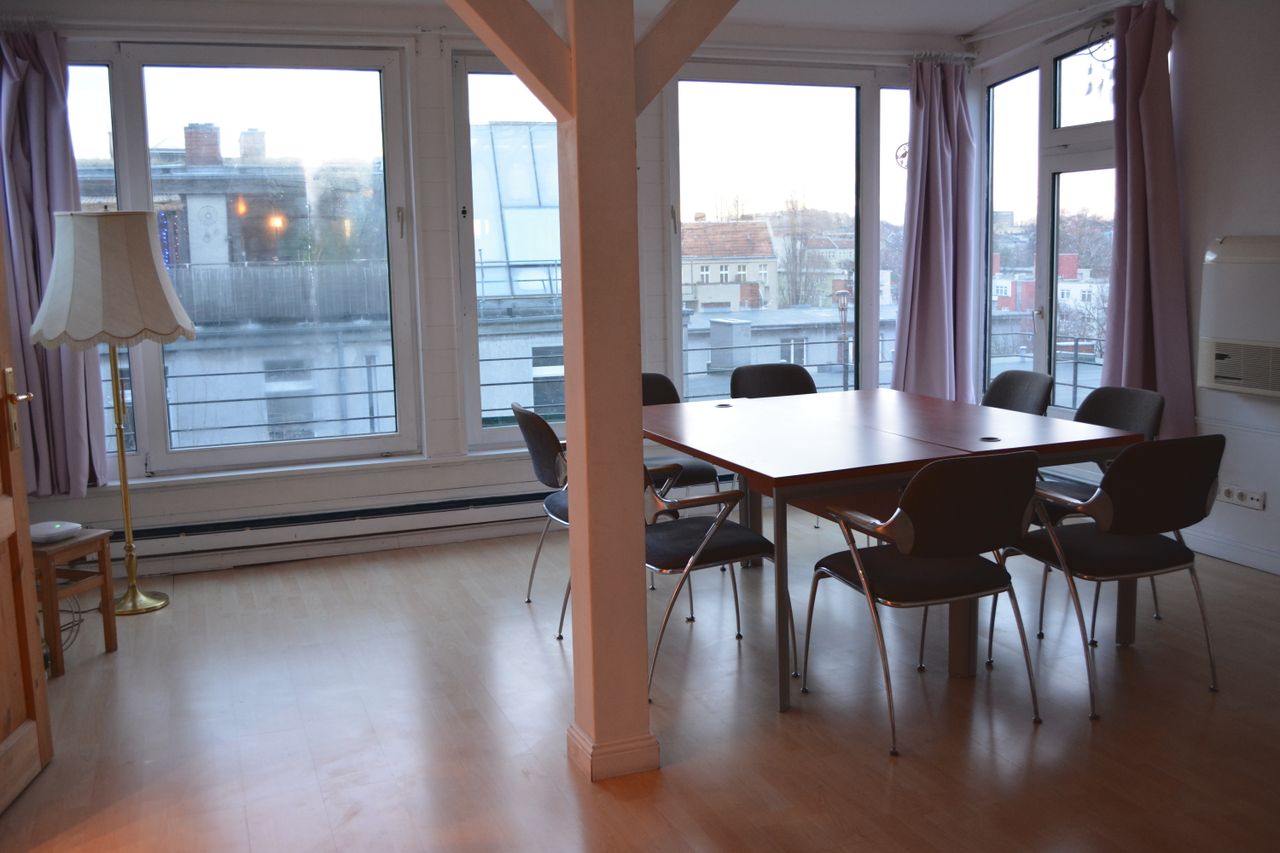 Berlijn workshop spaces Dakterras Bali Penthouse - Dream Event Location image 13