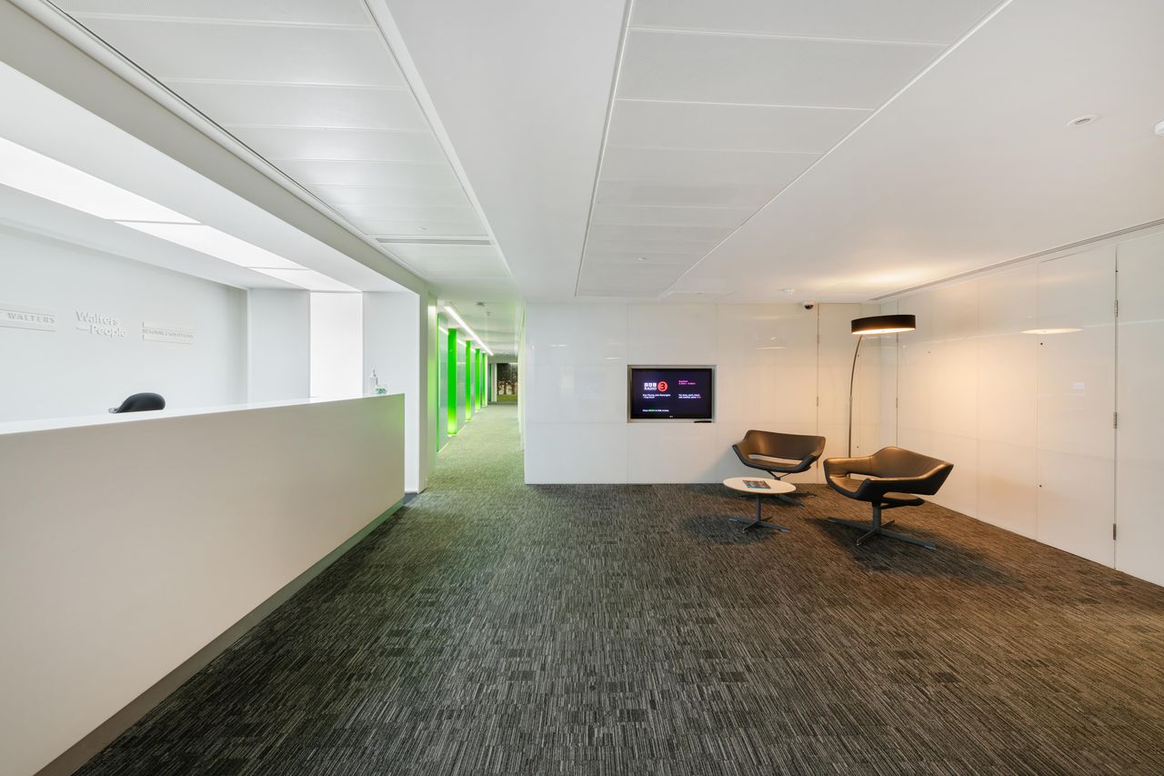 London  Coworking spaces L5 MR.14 image 1