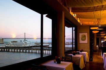 San Francisco Restaurant Waterfront Restaurant image 3