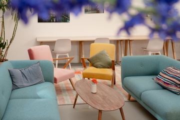 Amsterdam Client Meeting Day offices Launge space image 1