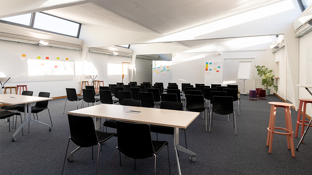 Muttenz  Meeting room Plenarsaal image 4