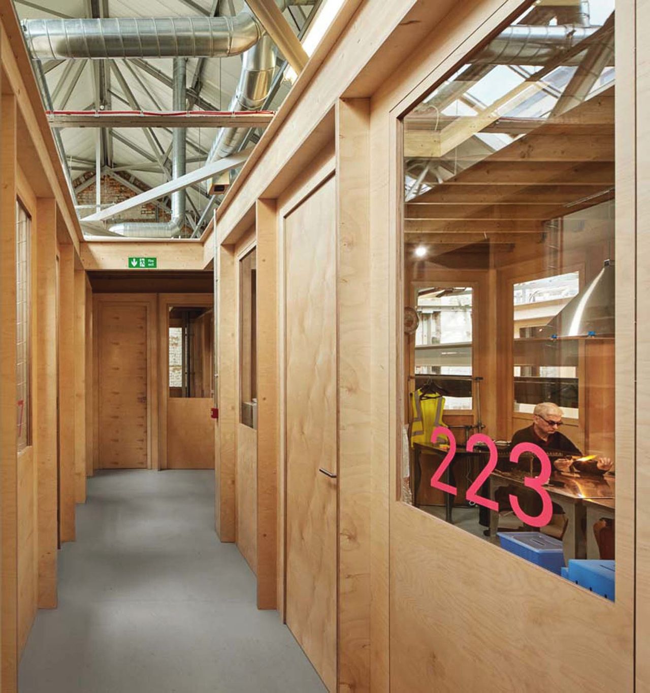 London corporate event spaces Industriegebäude Event Space image 21