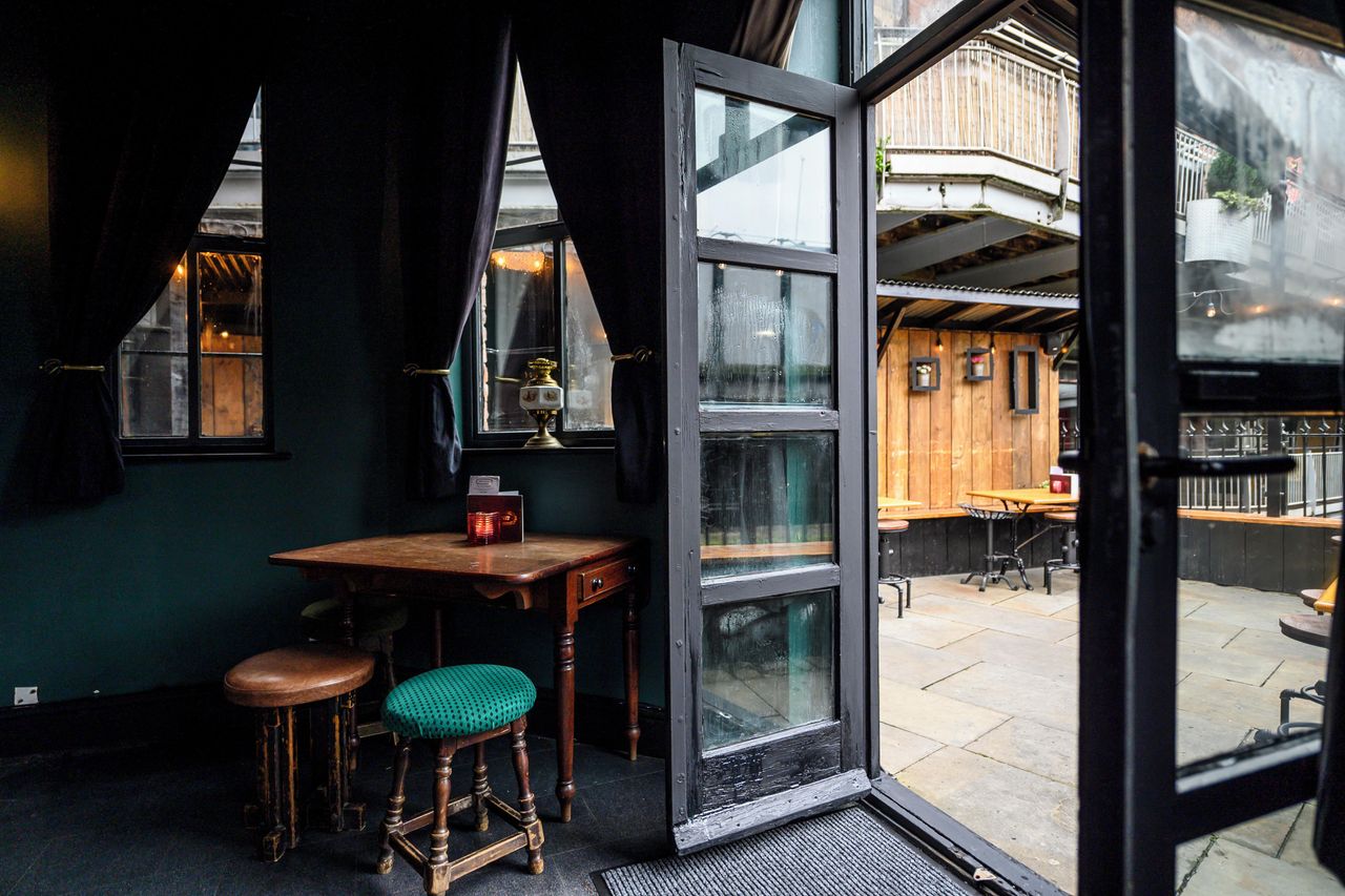 Manchester corporate event spaces Historisch gebouw Whole cottage image 11