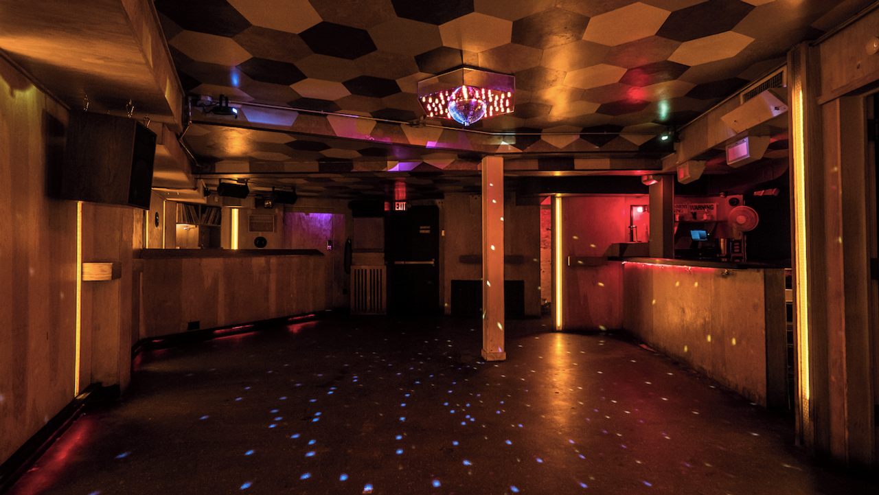 NYC corporate event spaces Club Basement Nightclub Disco image 4