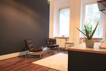 Berlin workshop spaces Meeting room AllesRoger Coaching- Raum image 0