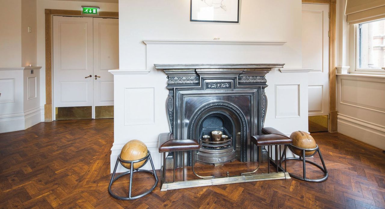 Manchester corporate event spaces Boardroom The Thomas Worthington Suite image 5