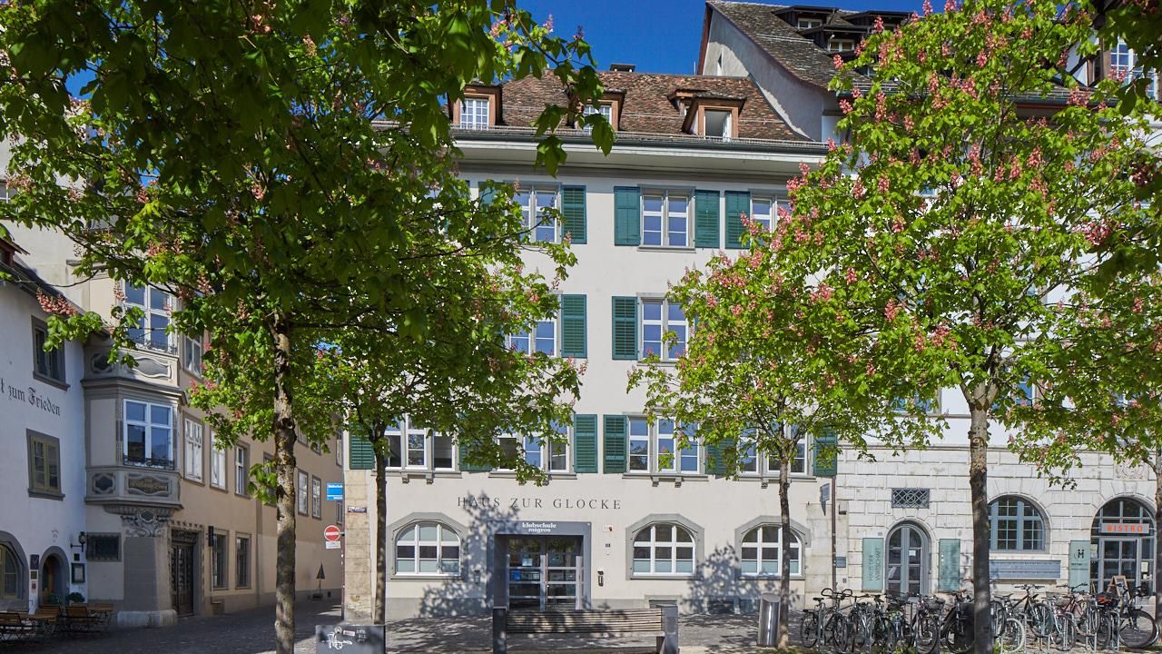 Rest of the World Coworking Seminar rooms Zimmer 51 image 1